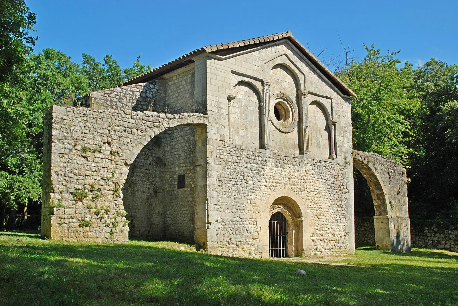 prieuré du Val des Nymphes