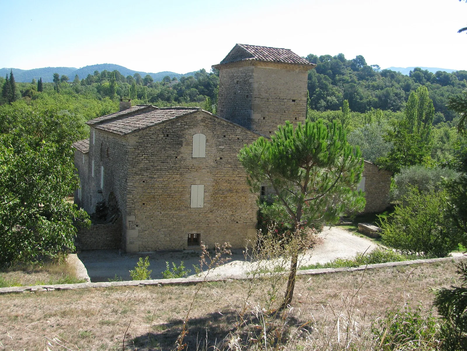 prieuré Saint-Germain de Faucon