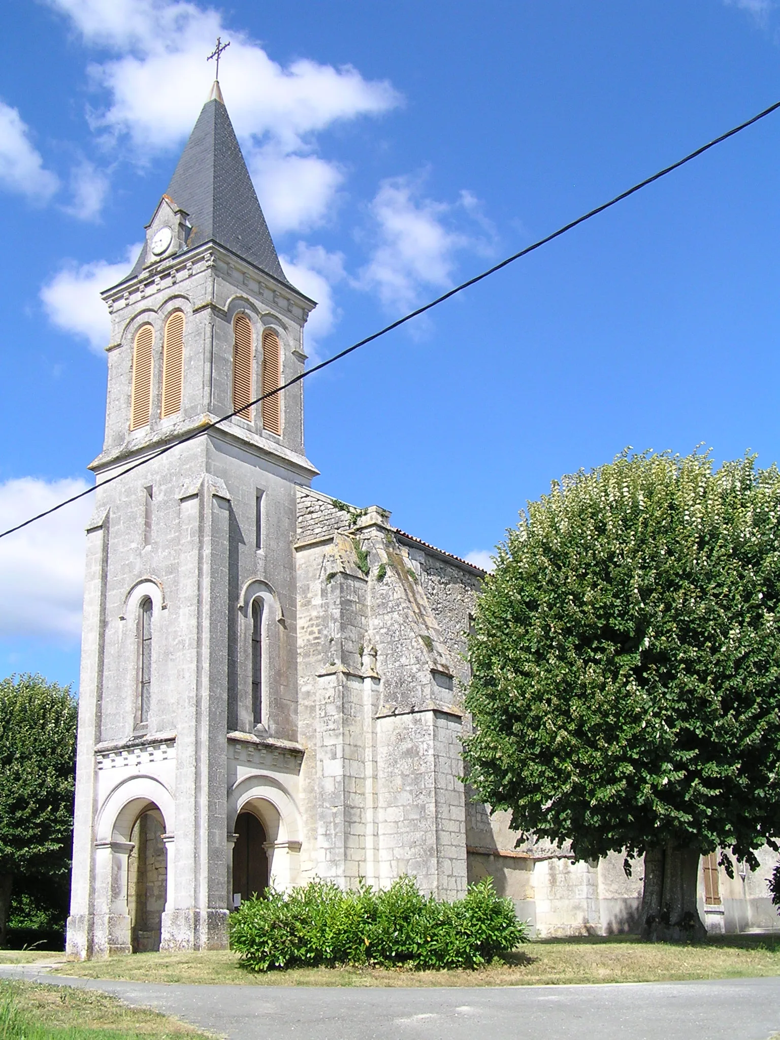 prieuré Sainte-Radegonde de Baignes-Sainte-Radegonde
