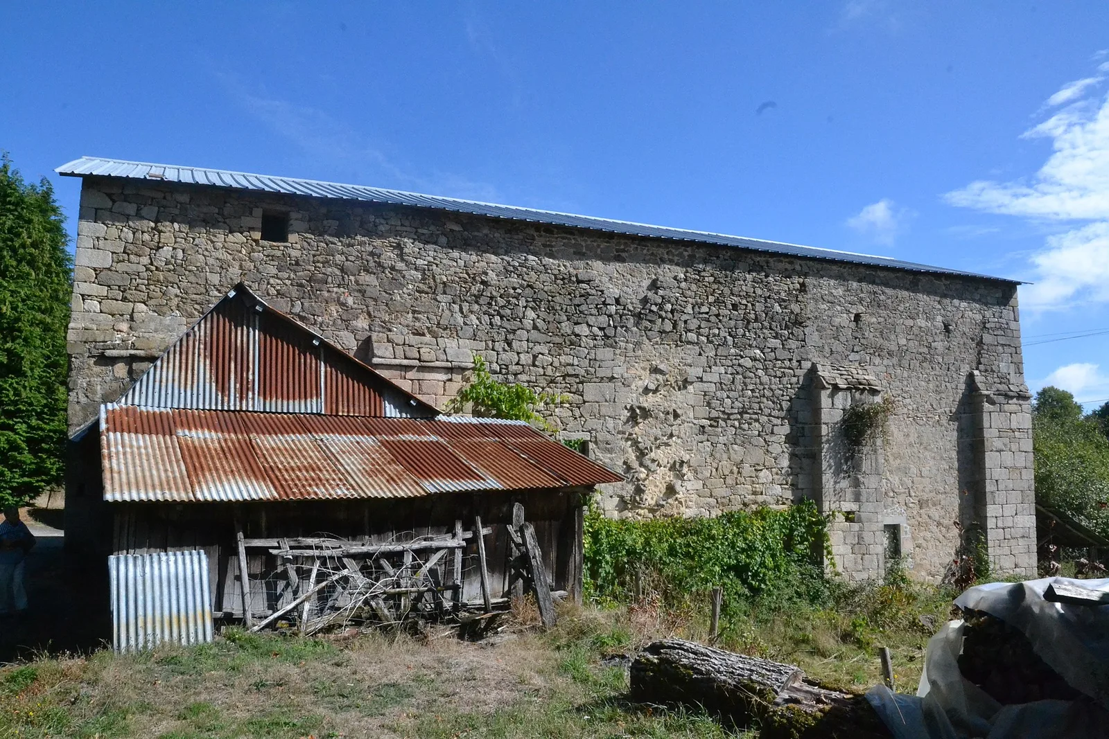prieuré Sainte-Radegonde de Villevaleix