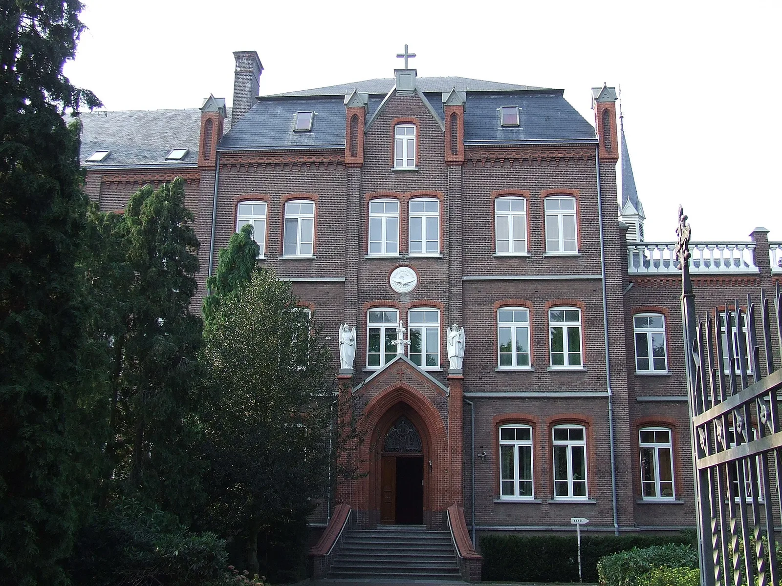 Slotklooster: main building
