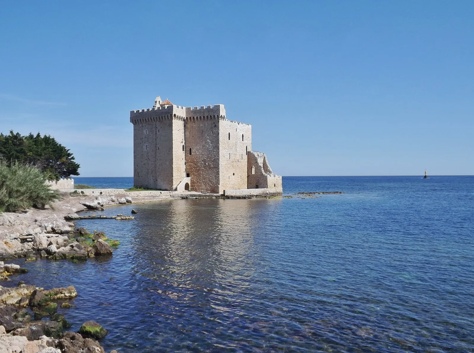Tour-monastère de l'abbaye de Lérins