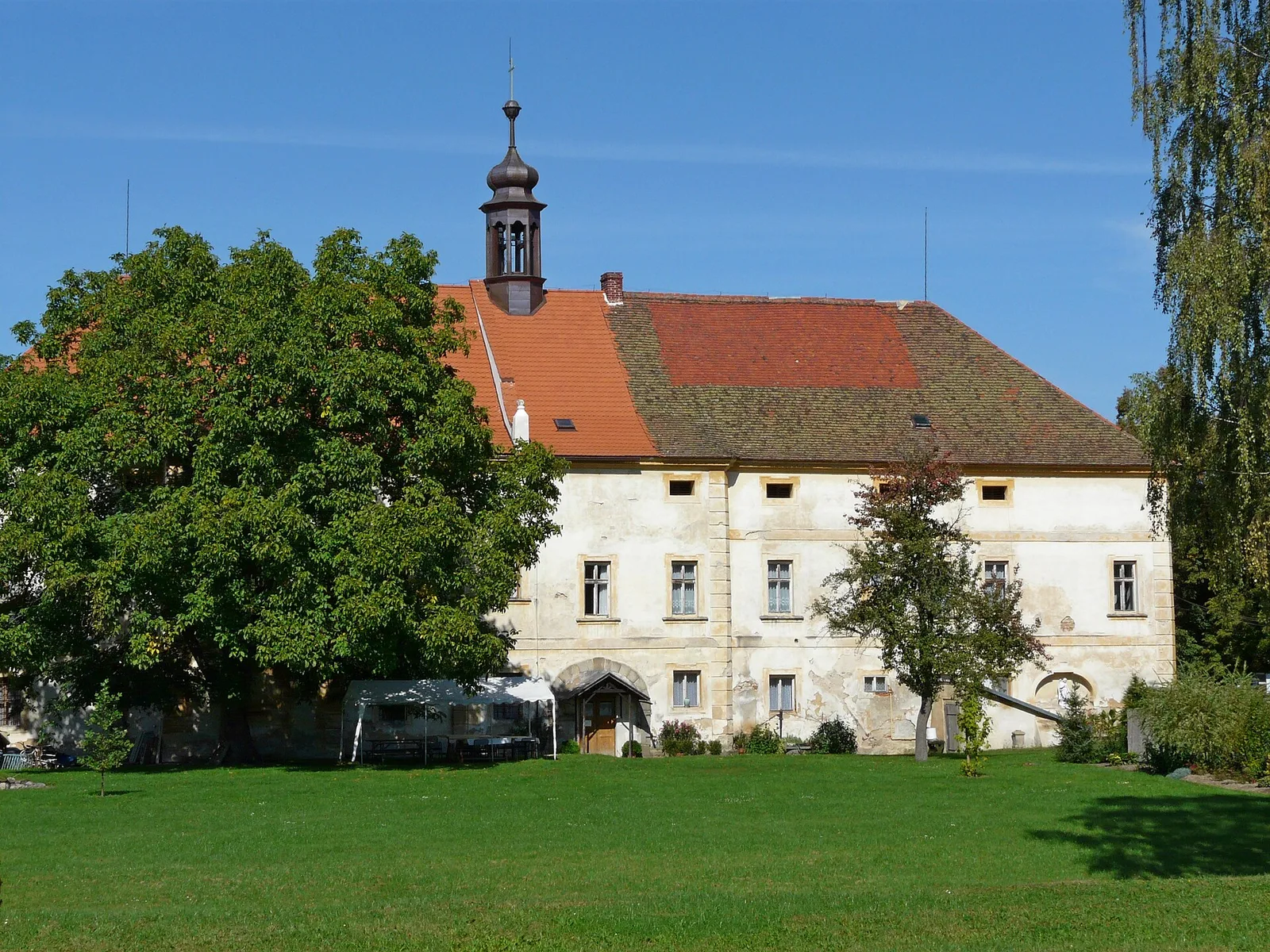 Trinitarian monastery in Štěnovice